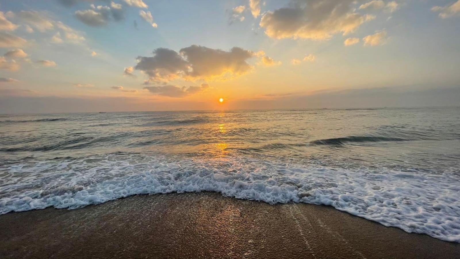 Barefootbay - Villa With Private Beach Access Chennai Exterior photo